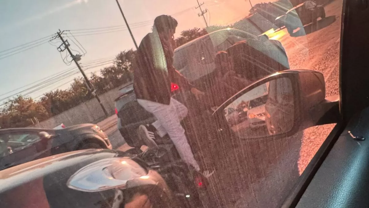 Motociclista queda prensado entre dos vehículos tras choque en Tampico
