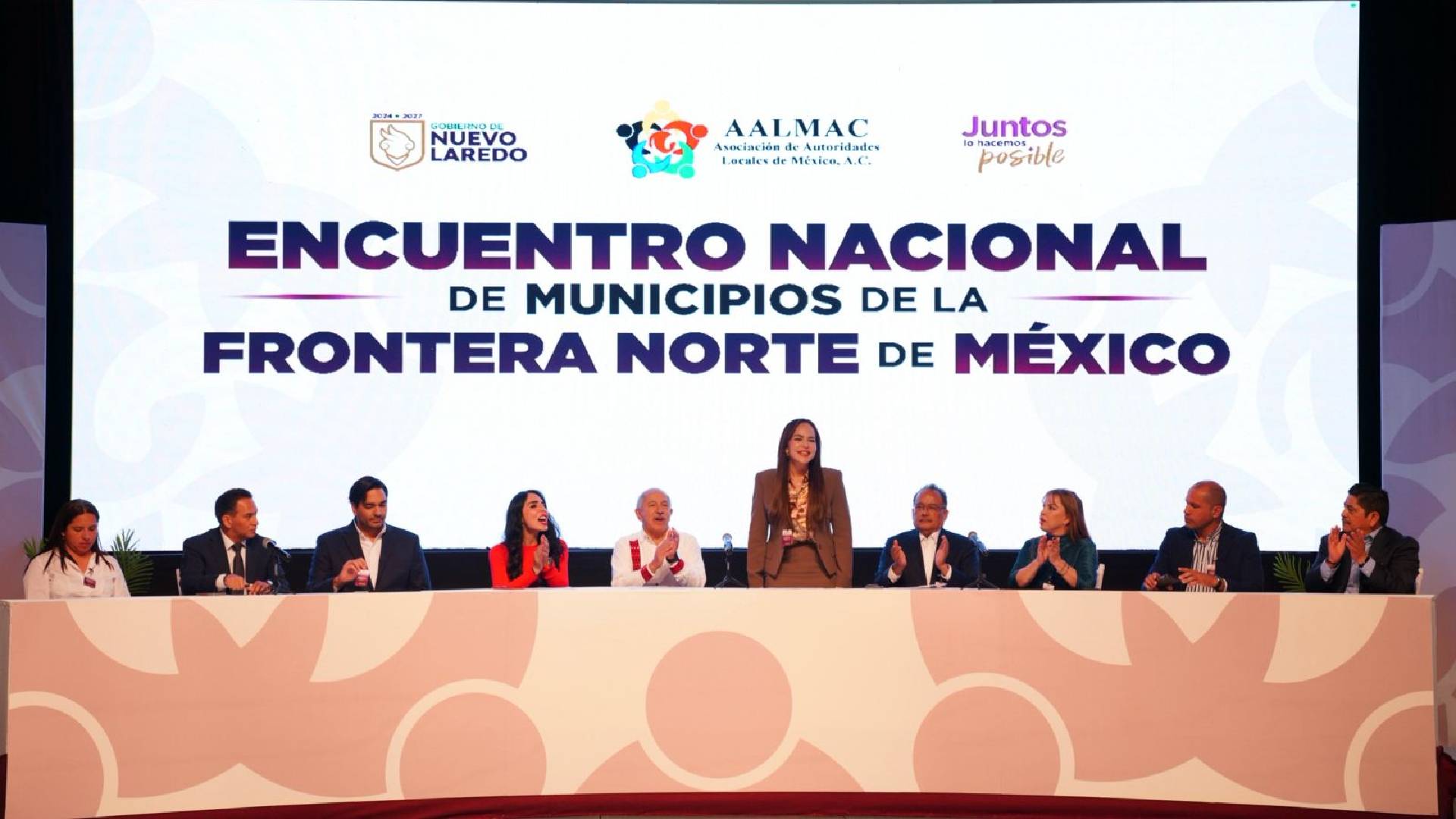 Carmen Lilia asume coordinación de alcaldes de la Frontera Norte