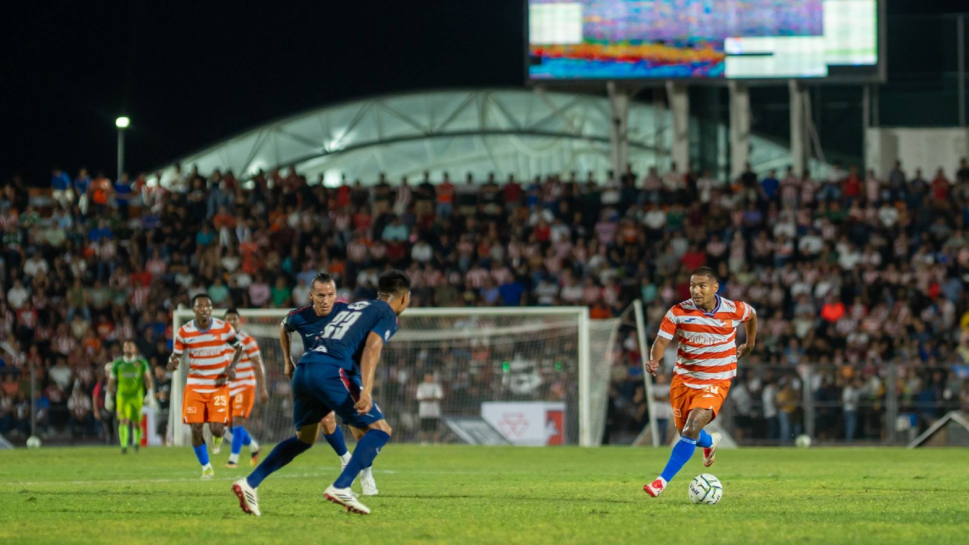 Correcaminos y Chivas empatan en el Marte R. Gómez