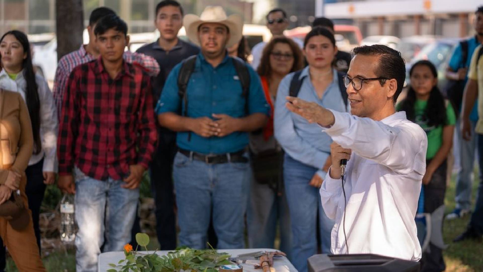 UAT promueve cuidado ambiental con jornada botánica en Campus Victoria