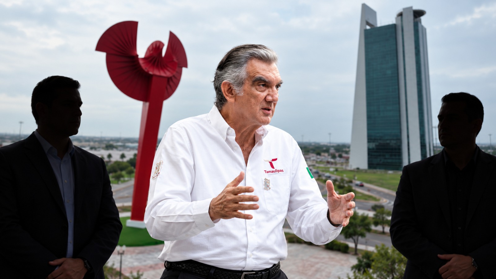 Se “Confiesan” dos secretarios de Américo, quieren ser candidatos